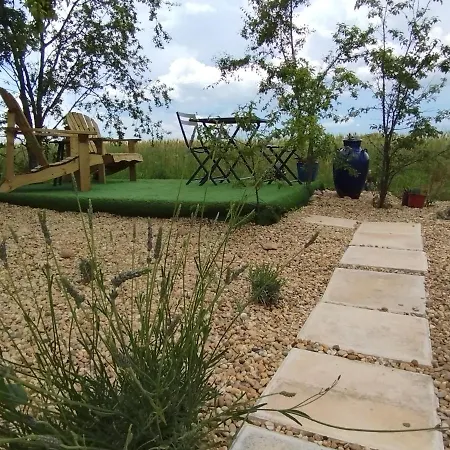 住宿加早餐酒店 Le Des Lavandes Panoramique 4*