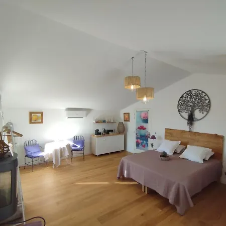 Le Des Lavandes Panoramique