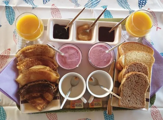 Le Des Lavandes Panoramique 4*